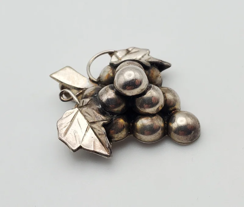 Trendy Flower Brooch for Evening Wear-Vintage Sterling Silver Handmade Grape Bunch Brooch/Pendant