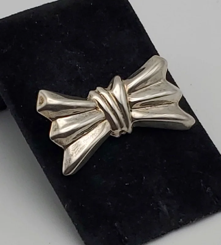 Vintage Brooch with Gemstone Accents-Vintage Handmade Sterling Silver Bow Brooch