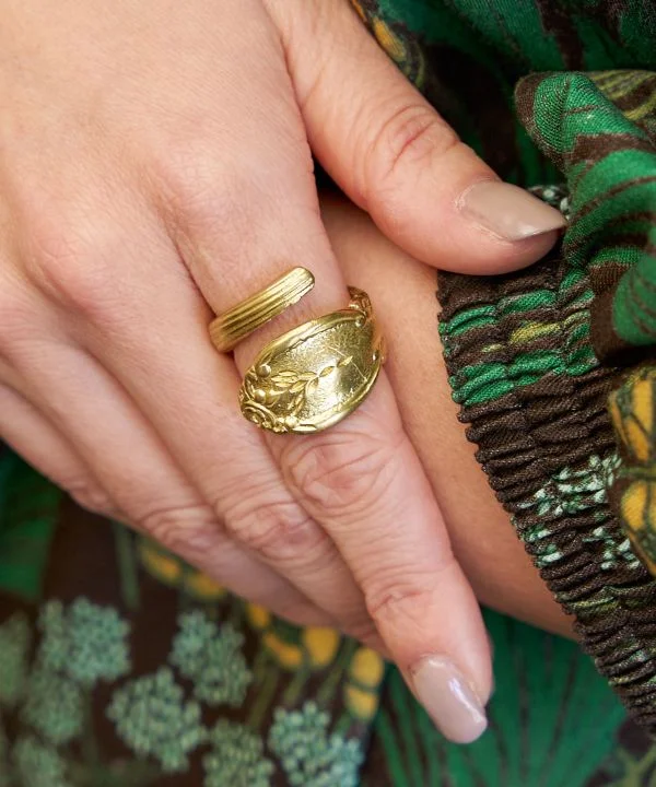 Elegant Sapphire Rings-Wrap Spoon Ring - GOLD