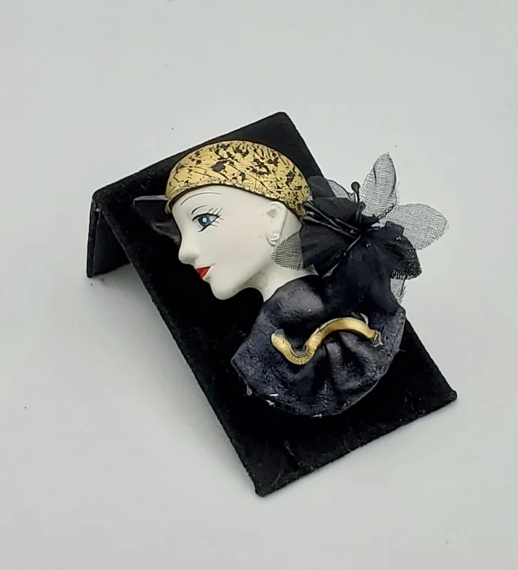 Luxury Gold-Plated Brooch-Vintage Handmade Female Profile Brooch