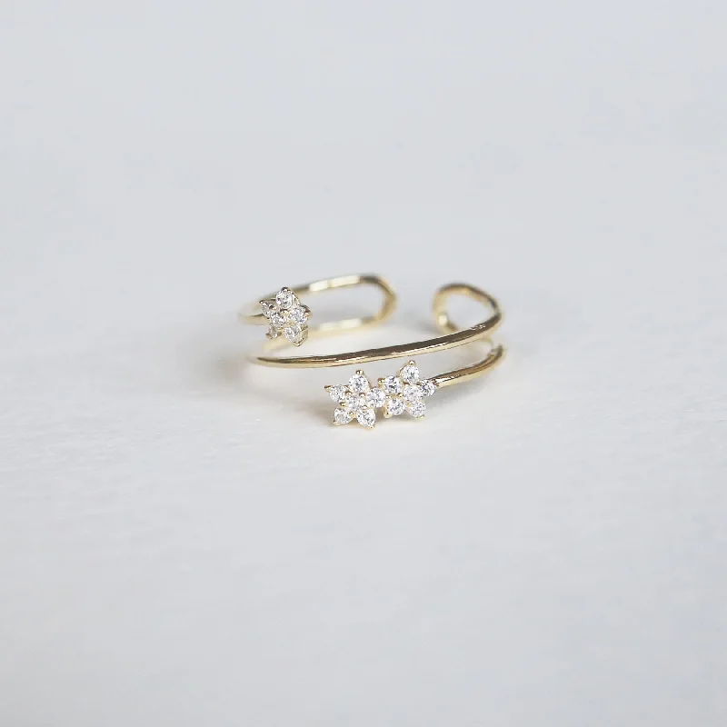 Modern Engagement Rings-Flower Ring